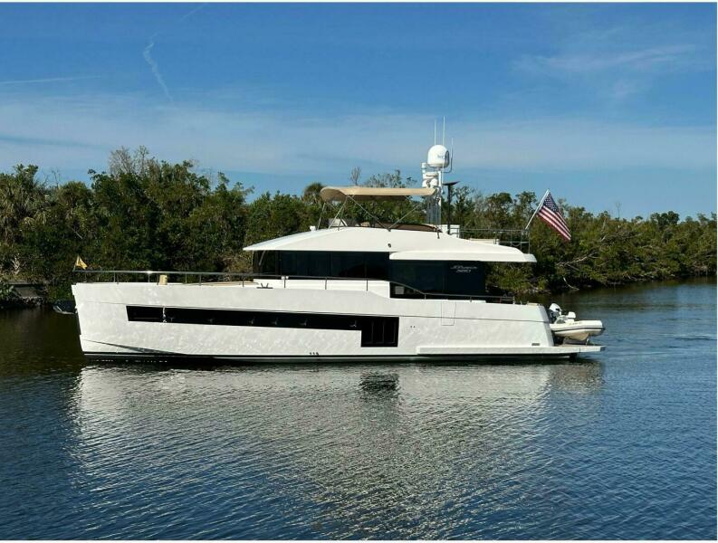 58' 2019 Sundeck Yachts 580 Sport