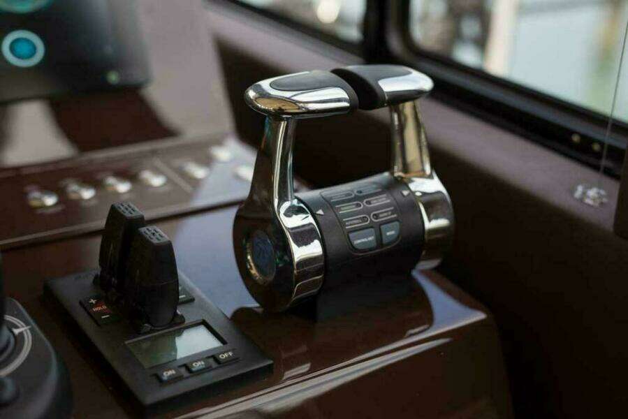 BRIGANTE 58ft Sundeck Yachts Yacht For Sale