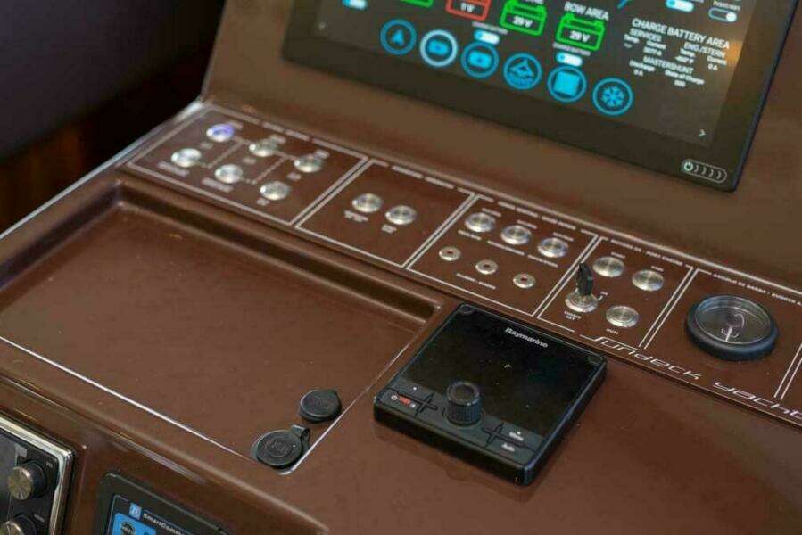 BRIGANTE 58ft Sundeck Yachts Yacht For Sale