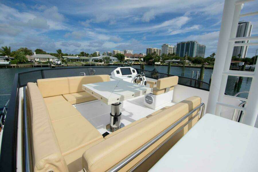 BRIGANTE 58ft Sundeck Yachts Yacht For Sale