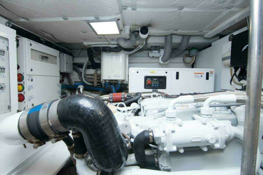 BRIGANTE 58ft Sundeck Yachts Yacht For Sale