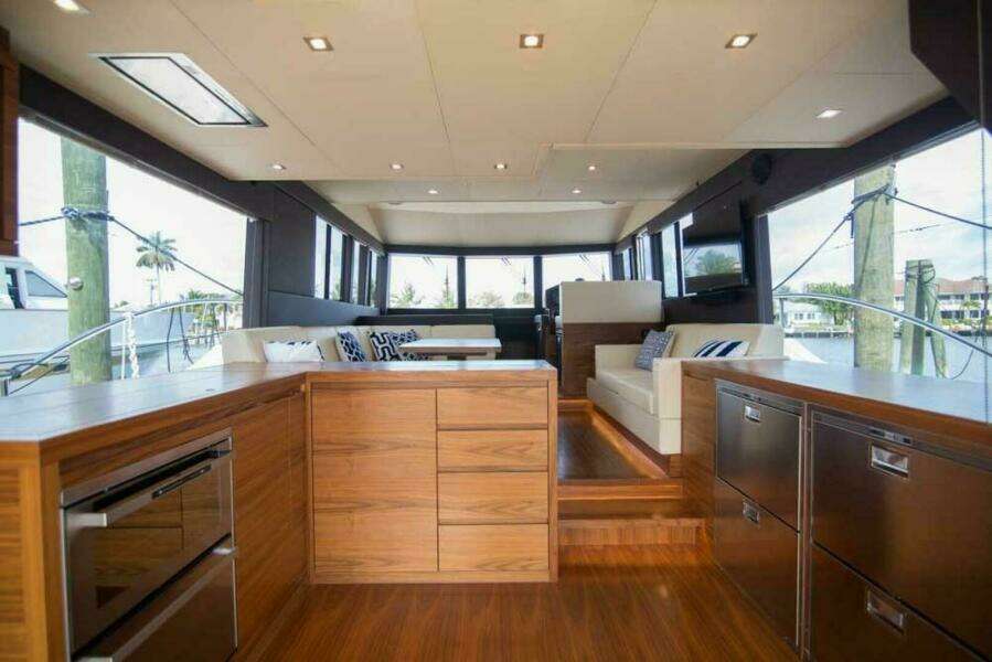 BRIGANTE 58ft Sundeck Yachts Yacht For Sale
