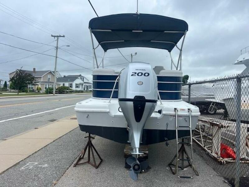 23' 2021 Hurricane Fun DEck