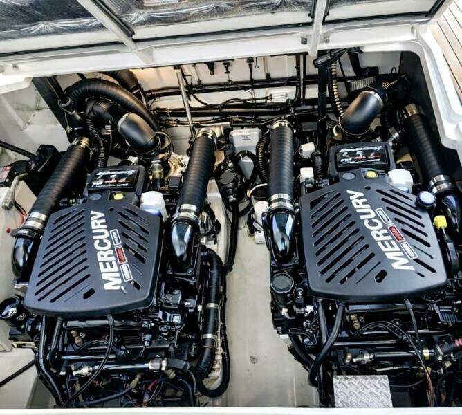 GOOD TROUBLE 39ft Sea Ray Yacht For Sale