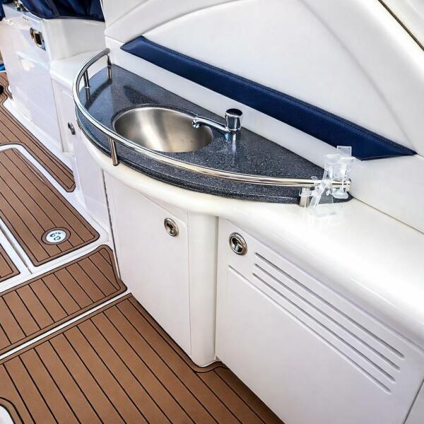 39' 2004 Sea Ray 390 Sundancer