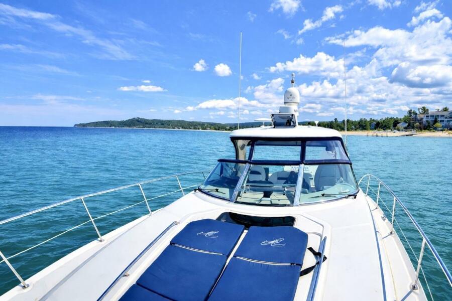 39' 2004 Sea Ray 390 Sundancer