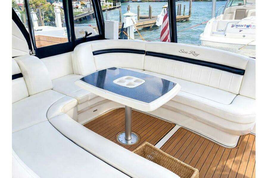 GOOD TROUBLE 39ft Sea Ray Yacht For Sale