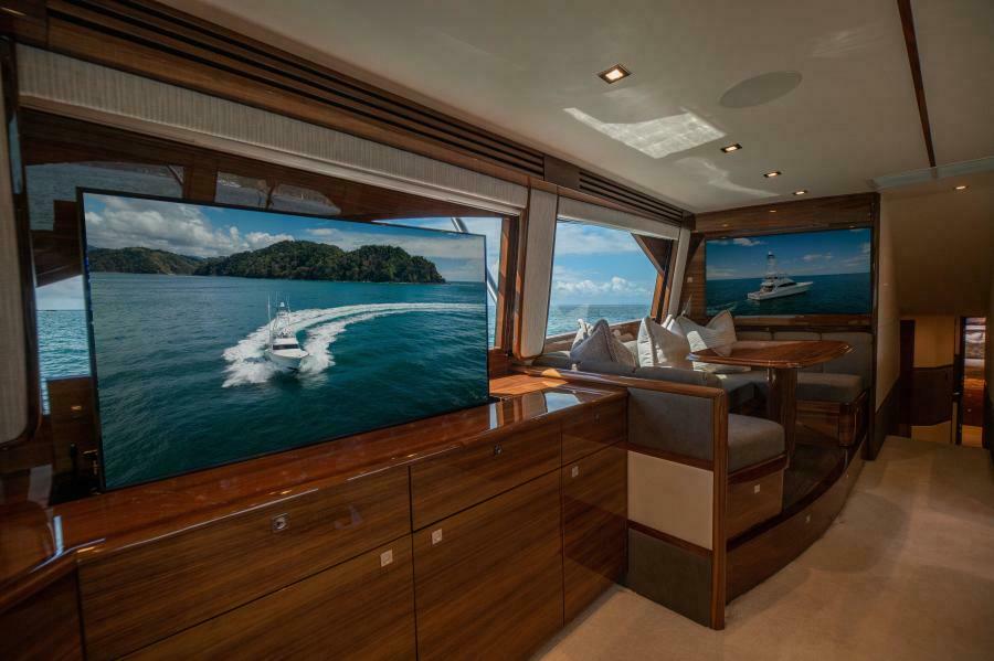 64' 2023 Viking 64 Convertible