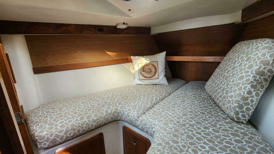 Beta Wave  32ft Catalina Yacht For Sale