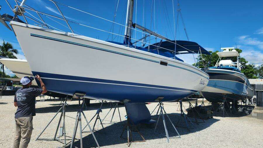 Beta Wave  32ft Catalina Yacht For Sale