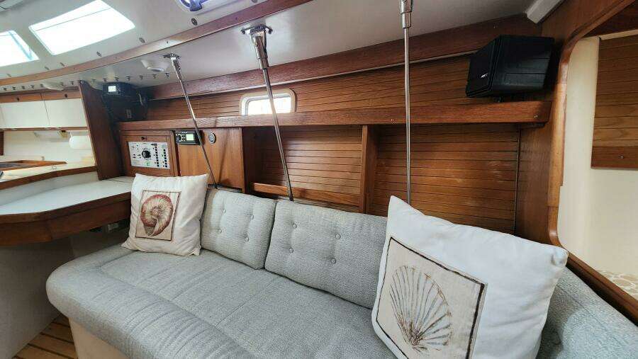 Beta Wave  32ft Catalina Yacht For Sale