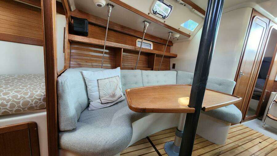 Beta Wave  32ft Catalina Yacht For Sale