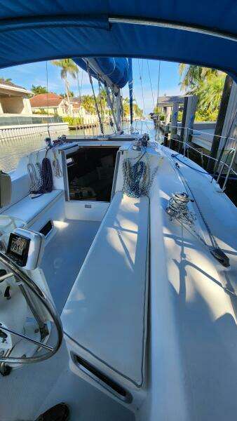 Beta Wave  32ft Catalina Yacht For Sale
