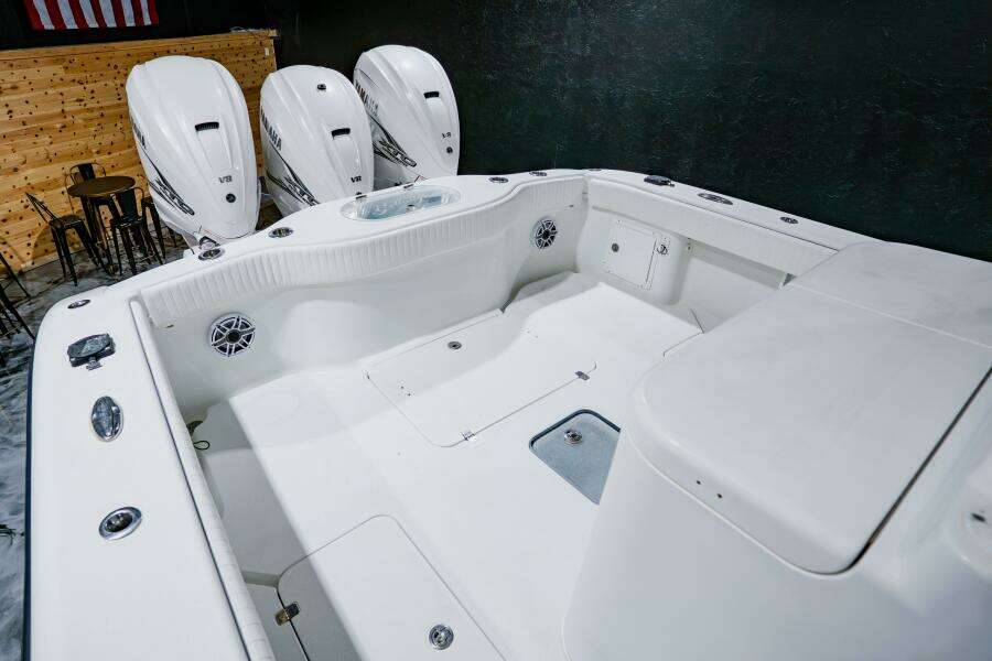 39ft Yellowfin Yacht For Sale