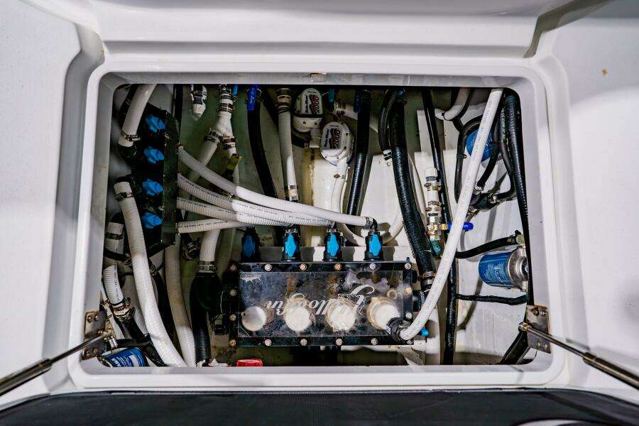 39ft Yellowfin Yacht For Sale