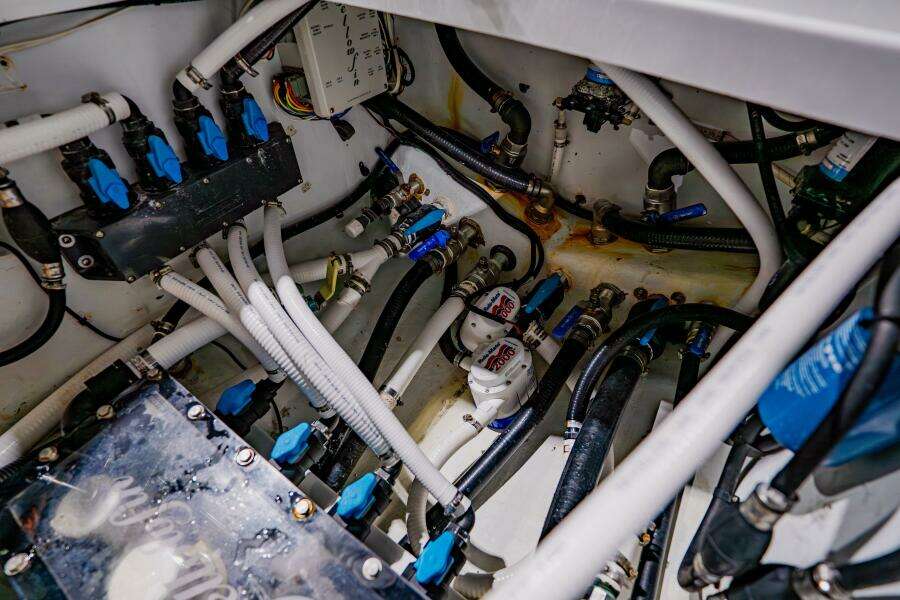 39ft Yellowfin Yacht For Sale