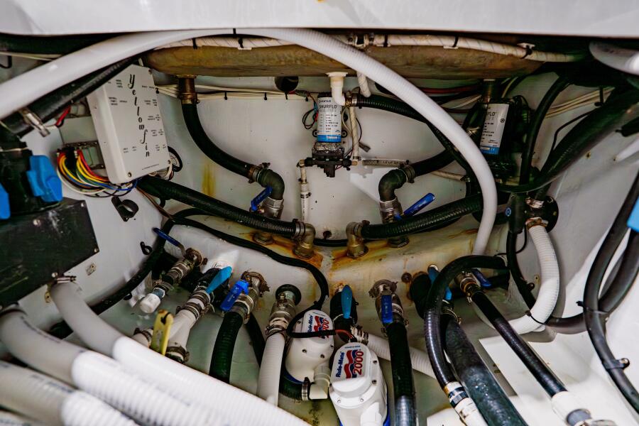 39' 2012 Yellowfin 39 Offshore