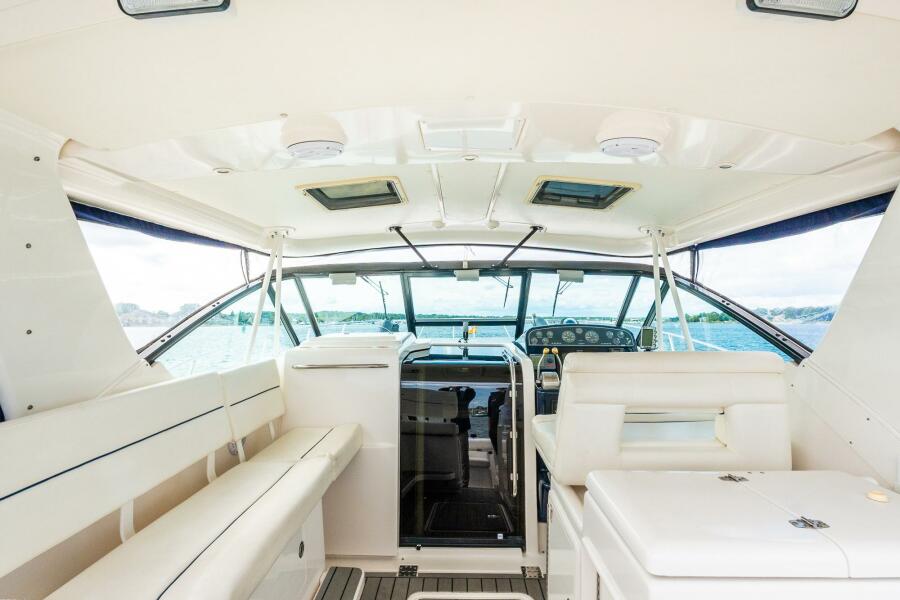 35' 2002 Tiara Yachts 35 Open