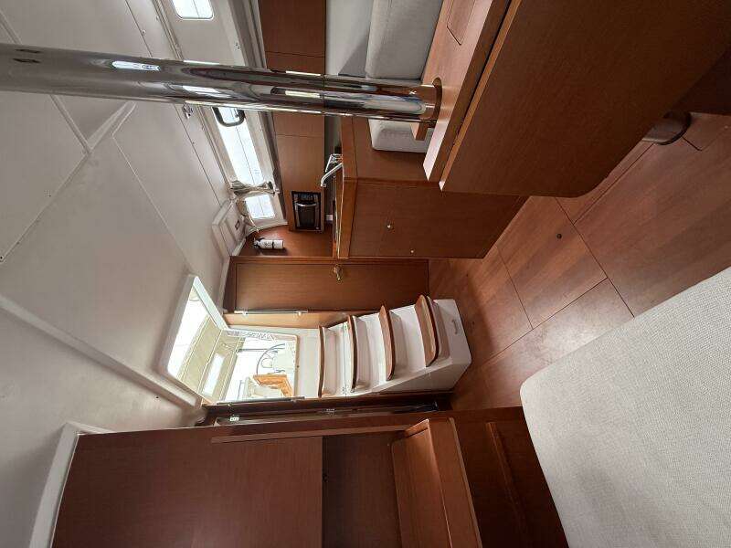 35ft Beneteau Yacht For Sale