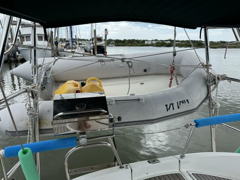 46' 1997 Beneteau 461