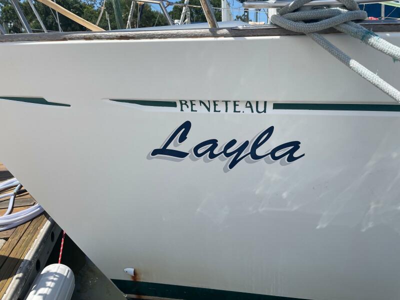 46' 1997 Beneteau 461
