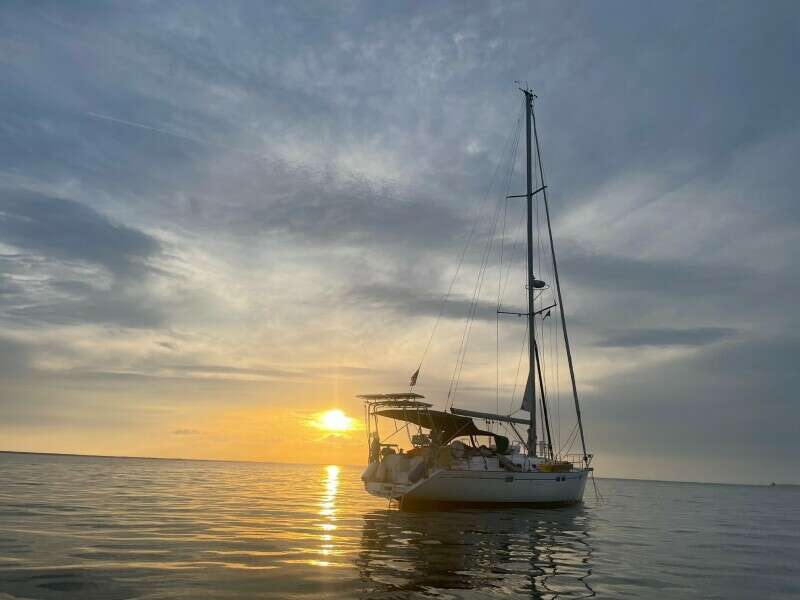 Layla 46ft Beneteau Yacht For Sale