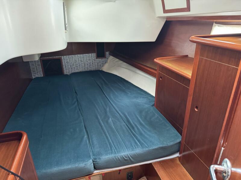 46' 1997 Beneteau 461