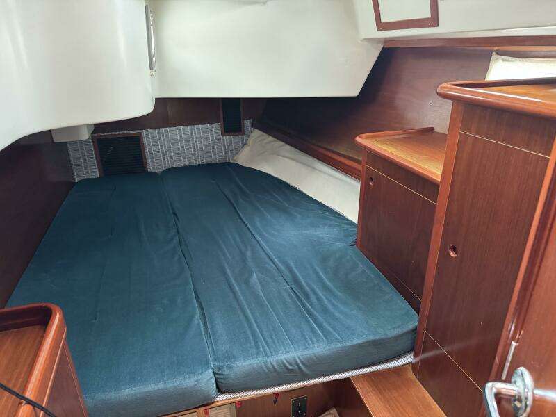 Layla 46ft Beneteau Yacht For Sale