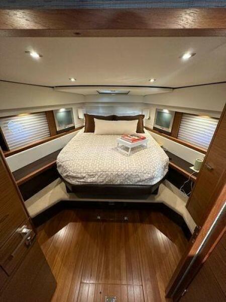 44' 2016 Tiara Yachts 44 Coupe