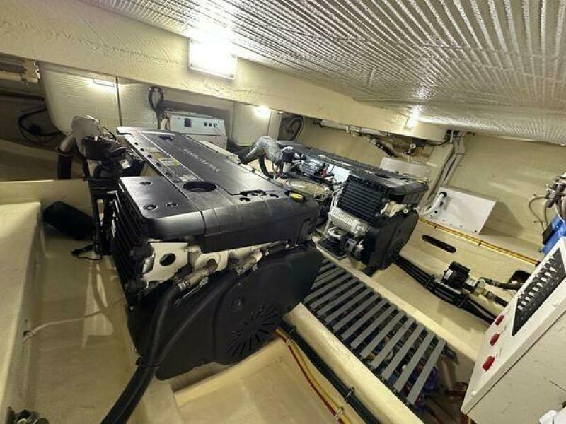 44' 2016 Tiara Yachts 44 Coupe