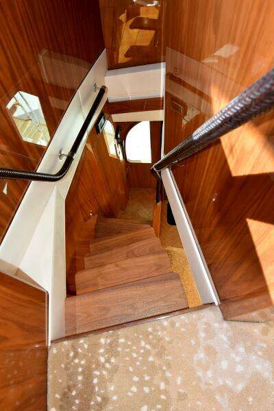 2019 Viking 80 Skybridge - PARTY OF FIVE