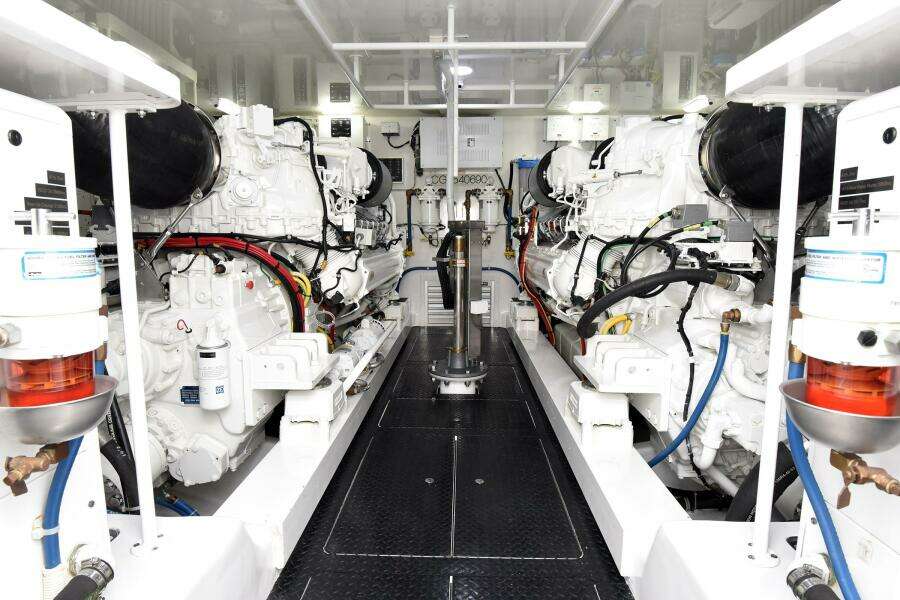 PARTY OF FIVE 80ft Viking Yacht For Sale