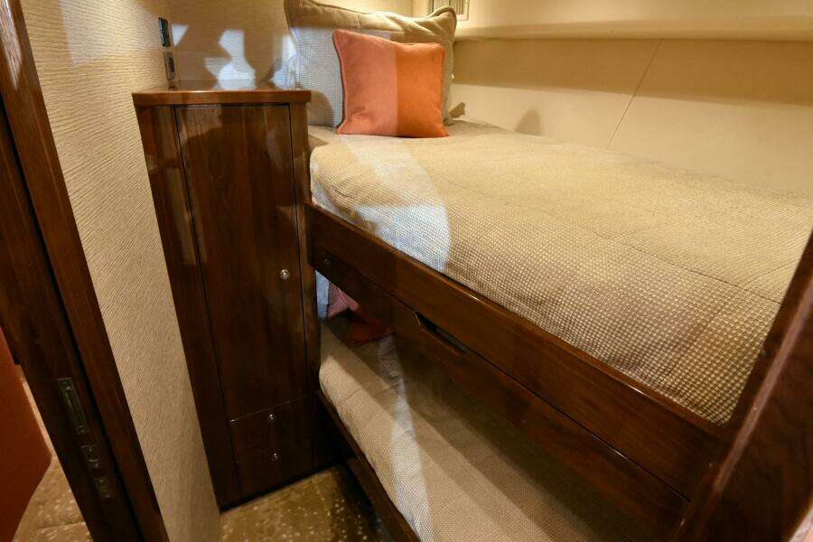 2019 Viking 80 Skybridge - PARTY OF FIVE