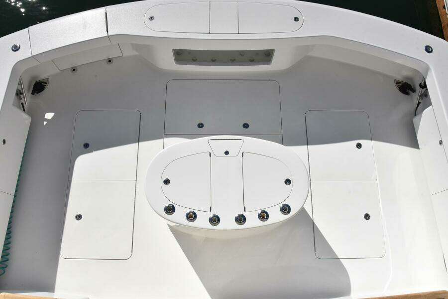 2019 Viking 80 Skybridge - PARTY OF FIVE