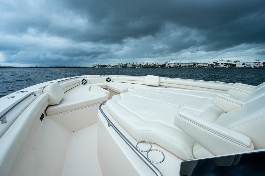 45' 2020 Grady-White Canyon 456