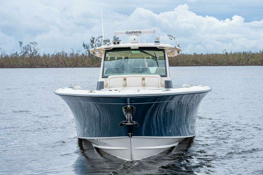Grady White 45 Pura Vida - Exterior Profile