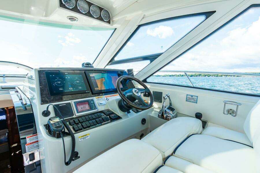 47ft Sea Ray Yacht For Sale