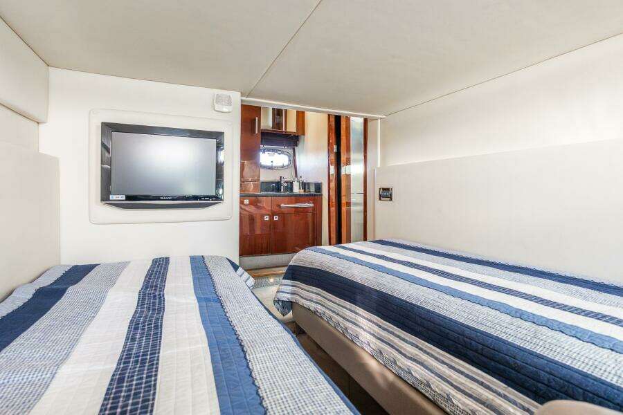 47ft Sea Ray Yacht For Sale