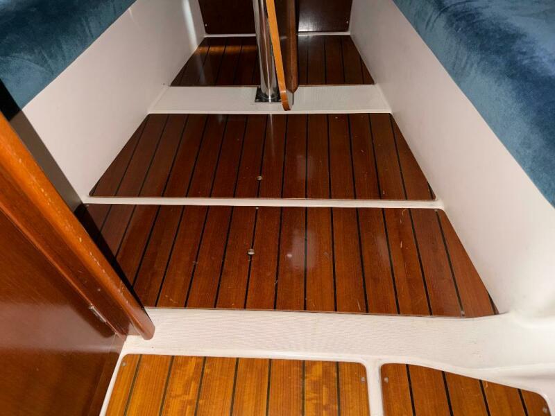 28' 1998 Beneteau 281