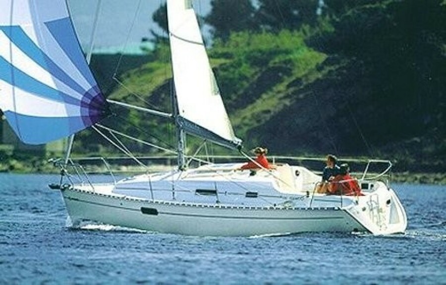28' 1998 Beneteau 281