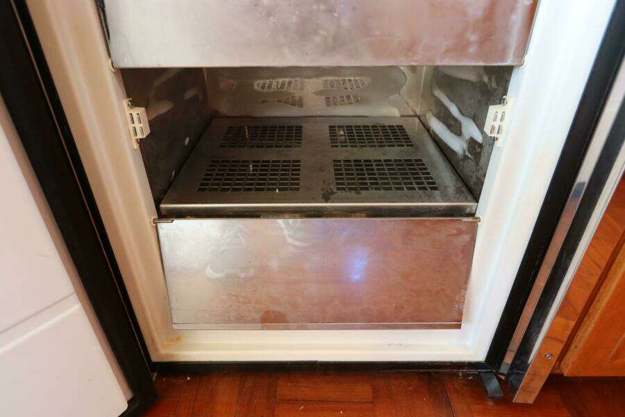 49ft DeFever Yacht For Sale