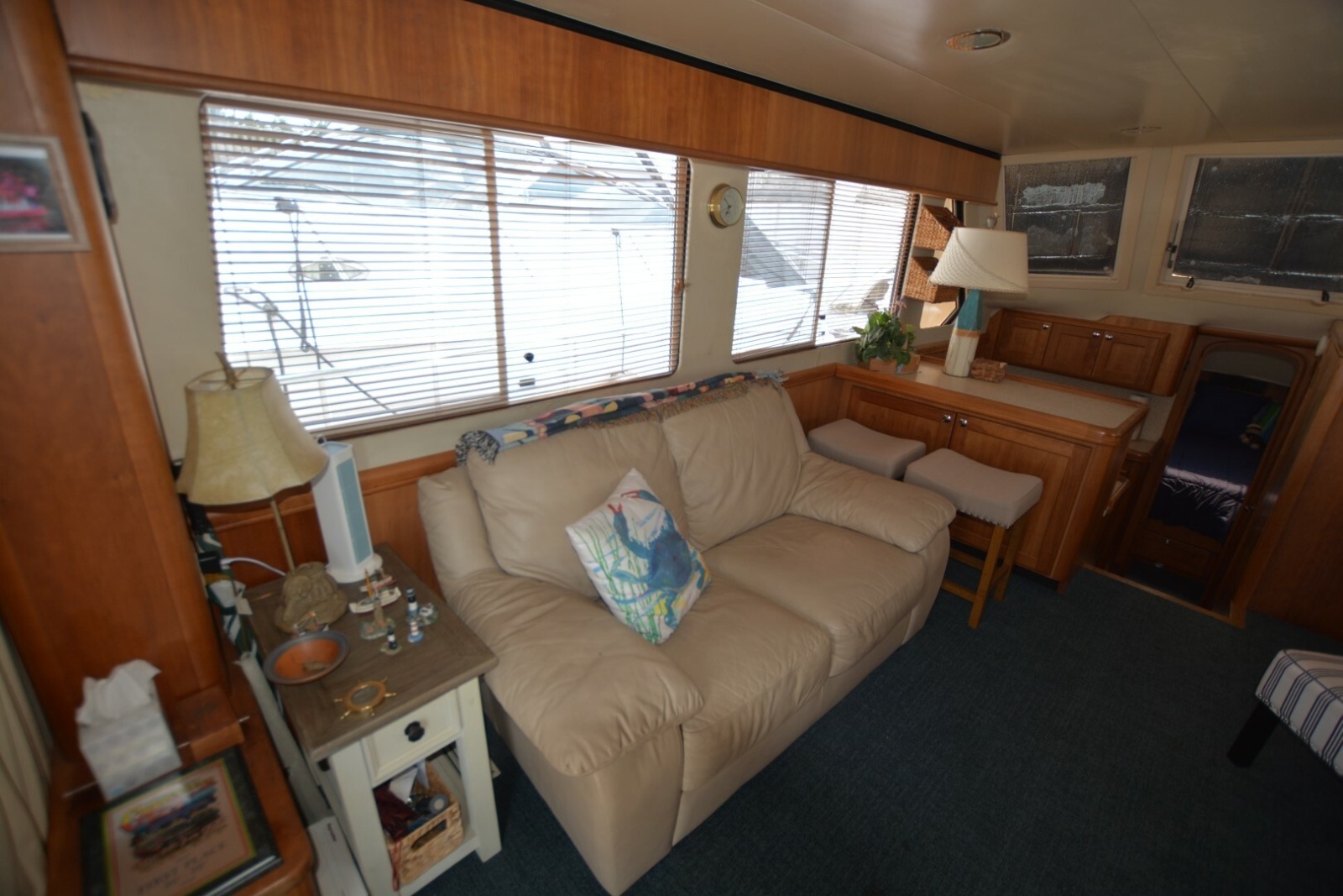 2005 Mainship 34 Trawler
