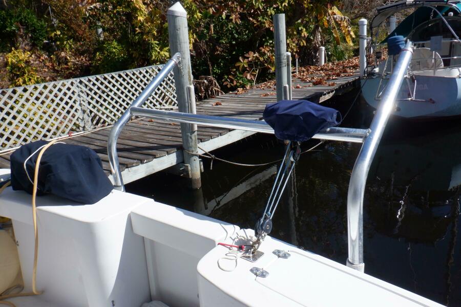 35' 1999 Mainship 350 Trawler