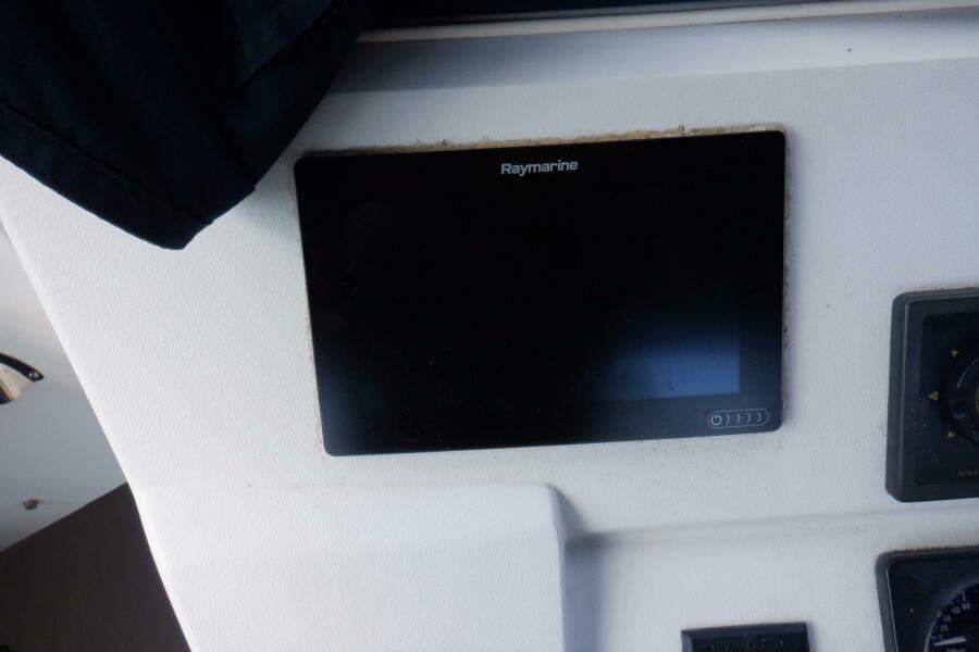 35' 1999 Mainship 350 Trawler