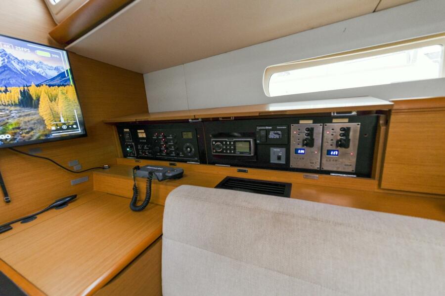 50' 2012 Jeanneau 509