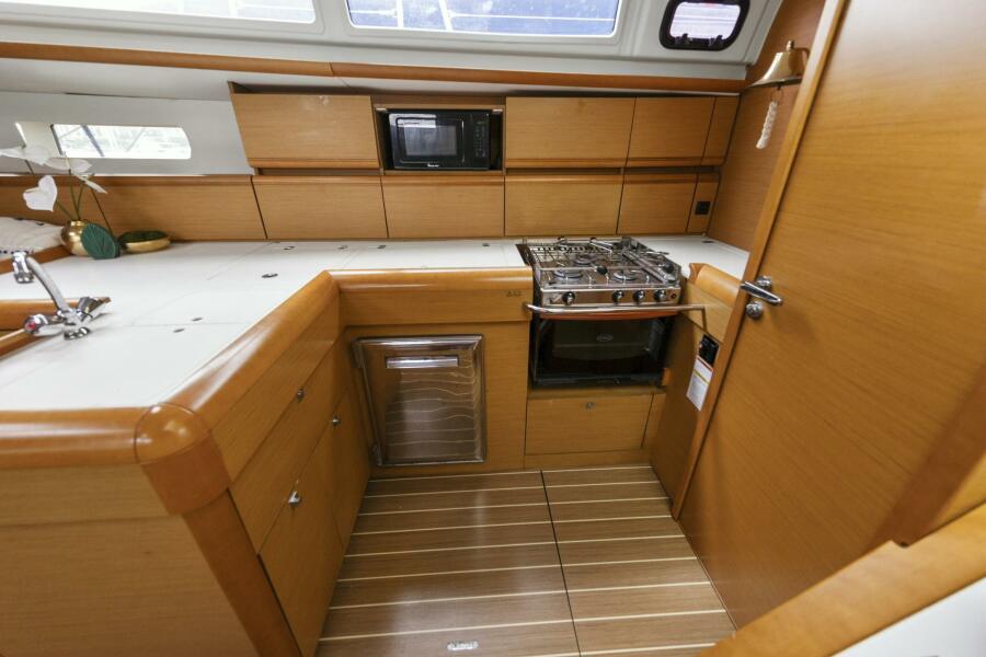 50' 2012 Jeanneau 509