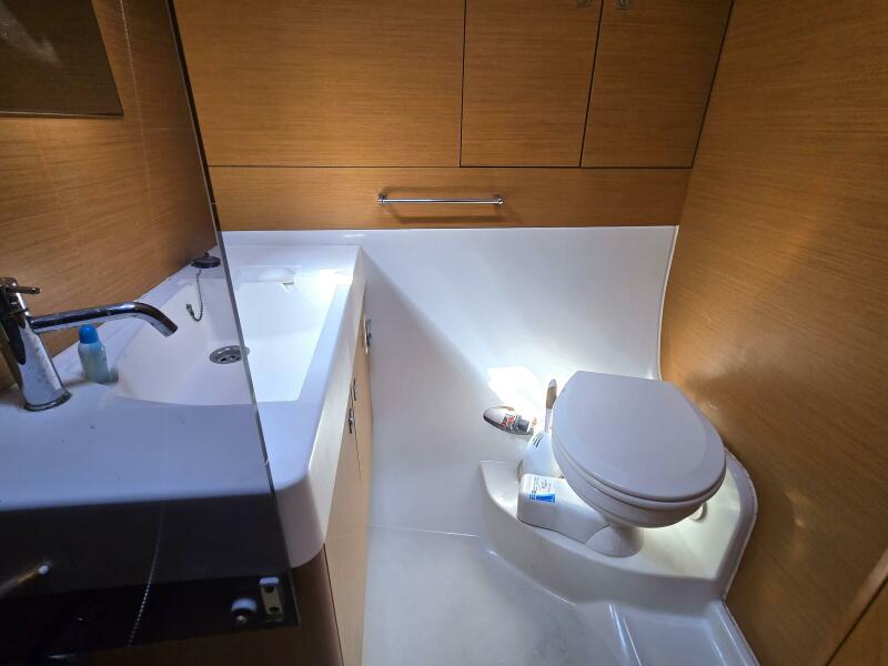 50' 2012 Jeanneau 509