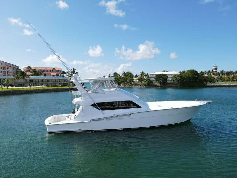 GLOMAR I 60ft Hatteras Yacht For Sale