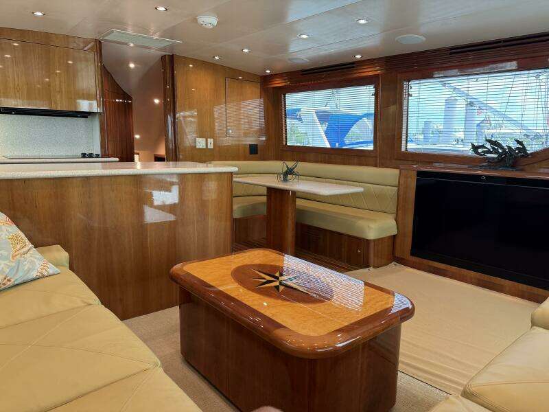 GLOMAR I 60ft Hatteras Yacht For Sale