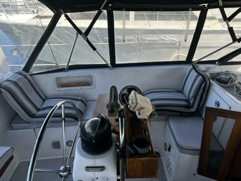 52' 1975 Morgan Out Island 51